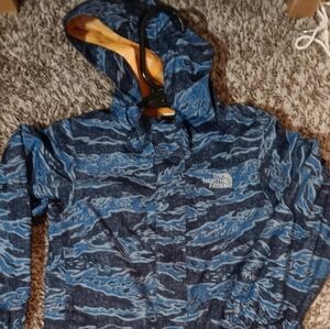 Toddler boy 3T the NORTH FACE blue camo wind breaker